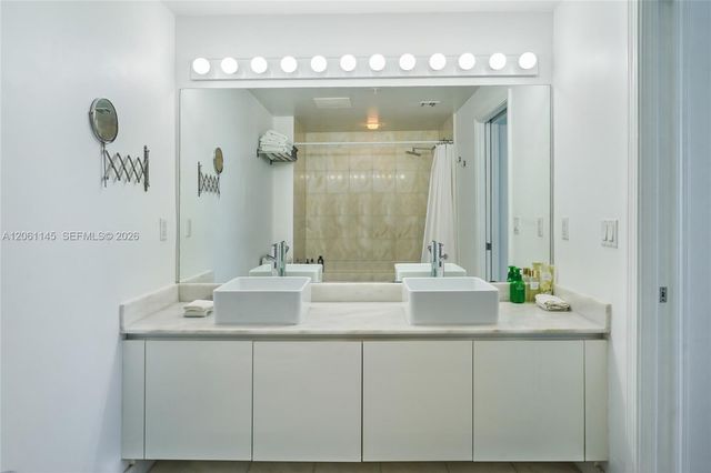 601 NE 36th Street 1106, Miami, FL 33137