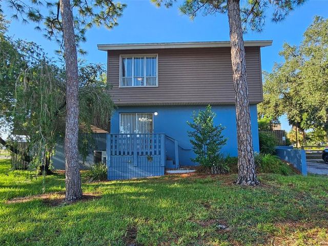 7602 W POWHATAN AVENUE 2, Tampa, FL 33615