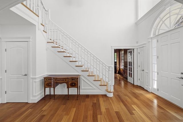 3 Knollcrest Farm Ln, Sherborn, MA 01770