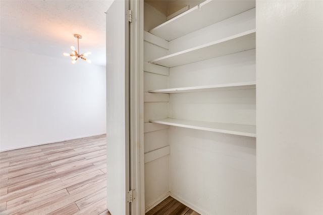 5881 Preston View Boulevard 215, Dallas, TX 75240