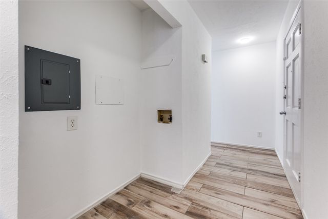 5881 Preston View Boulevard 215, Dallas, TX 75240