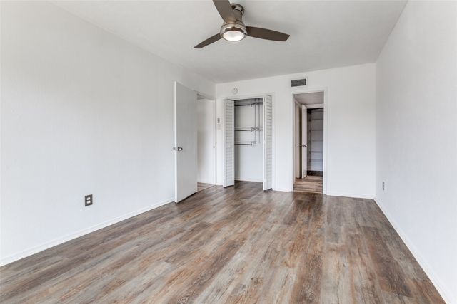 5881 Preston View Boulevard 215, Dallas, TX 75240