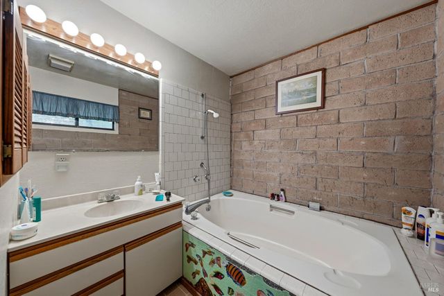 5290 Lake Blvd, Lower Lake, CA 95457