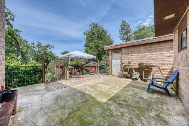 5290 Lake Blvd, Lower Lake, CA 95457