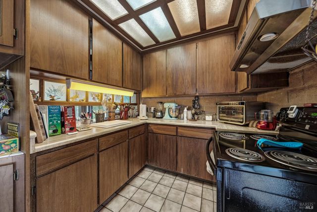 5290 Lake Blvd, Lower Lake, CA 95457