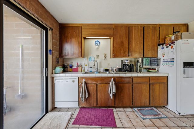 5290 Lake Blvd, Lower Lake, CA 95457