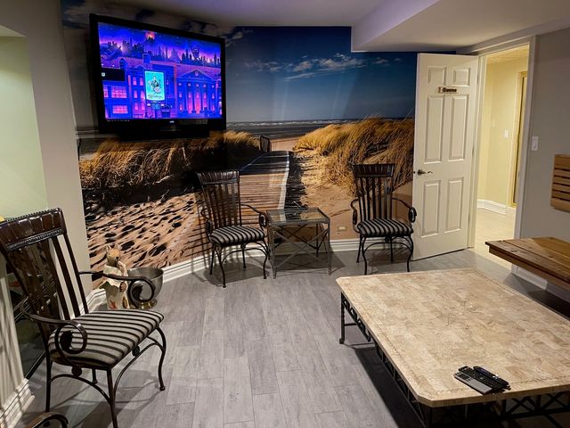 5561 S Oak Street, Hinsdale, IL 60521