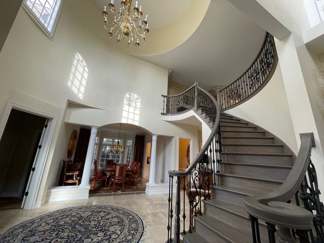 5561 S Oak Street, Hinsdale, IL 60521