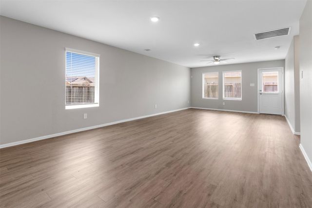 703 Larkspur Shadow Drive, Magnolia, TX 77354