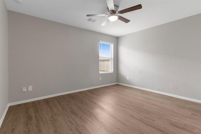 703 Larkspur Shadow Drive, Magnolia, TX 77354