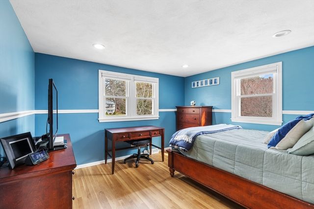 16 Bear Hill Road, Billerica, MA 01821