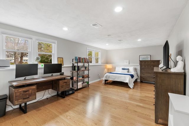 16 Bear Hill Road, Billerica, MA 01821