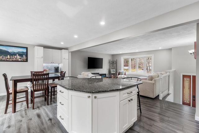 16 Bear Hill Road, Billerica, MA 01821