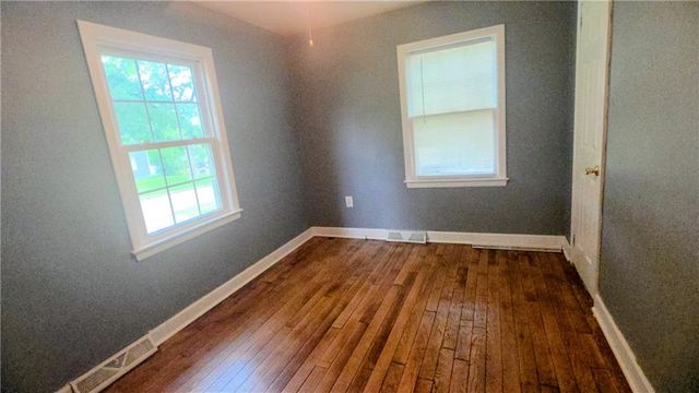 1312 W 29th Street, Independence, MO 64052