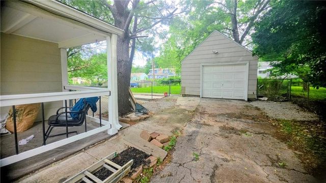 1312 W 29th Street, Independence, MO 64052