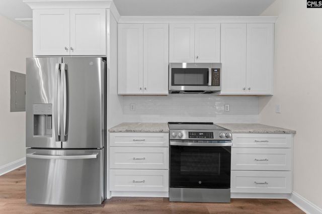 125 S East Avenue, Leesville, SC 29070