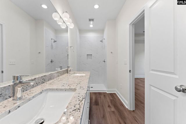 125 S East Avenue, Leesville, SC 29070