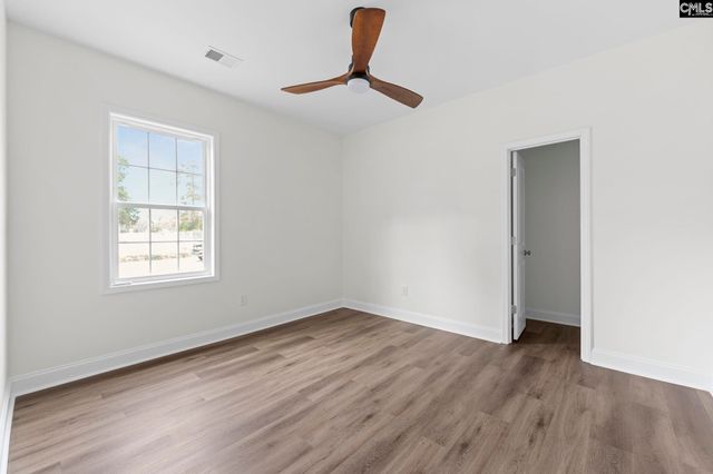 125 S East Avenue, Leesville, SC 29070