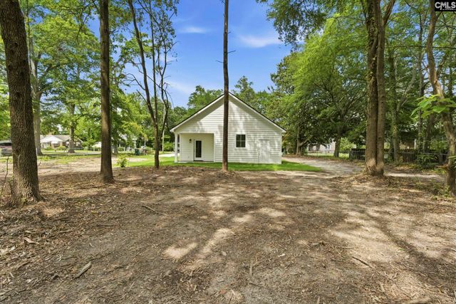 125 S East Avenue, Leesville, SC 29070