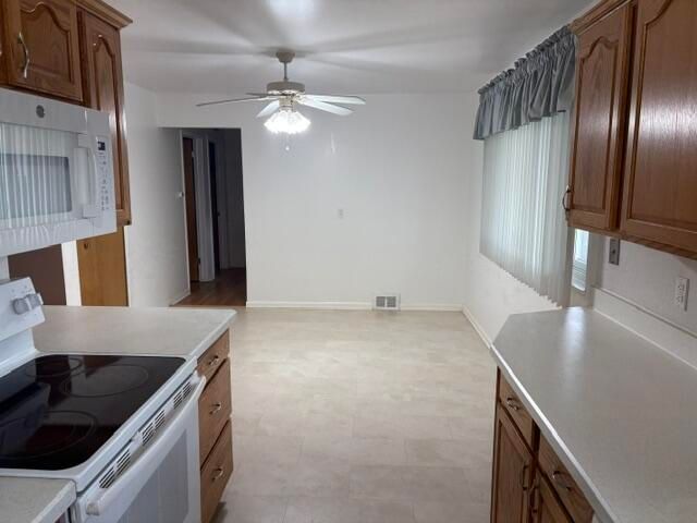 15435 Bainbridge Street, Livonia, MI 48154