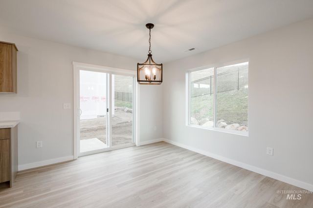 2535 W Fallon Loop, Nampa, ID 83651