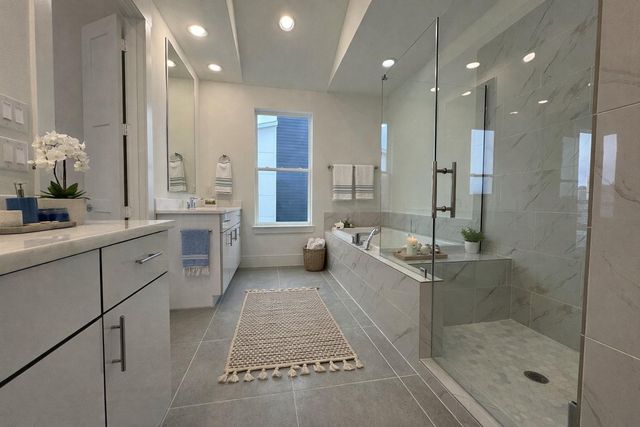 9807 Hope Harbor Lane, Houston, TX 77080