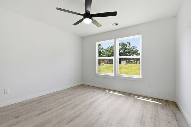 4001 Rolling Oaks Drive, Tulsa, OK 74107