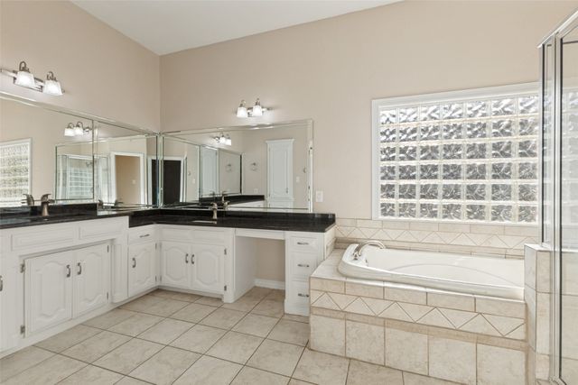 529 Chippendale Drive, Heath, TX 75032