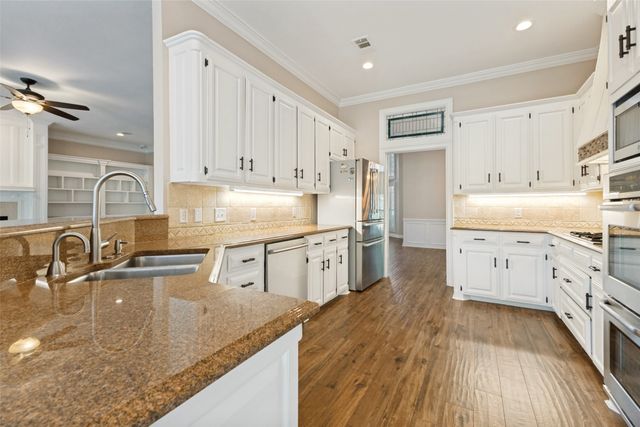 529 Chippendale Drive, Heath, TX 75032