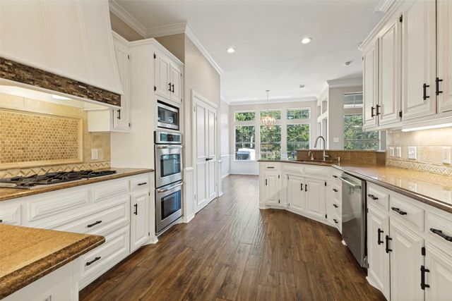 529 Chippendale Drive, Heath, TX 75032