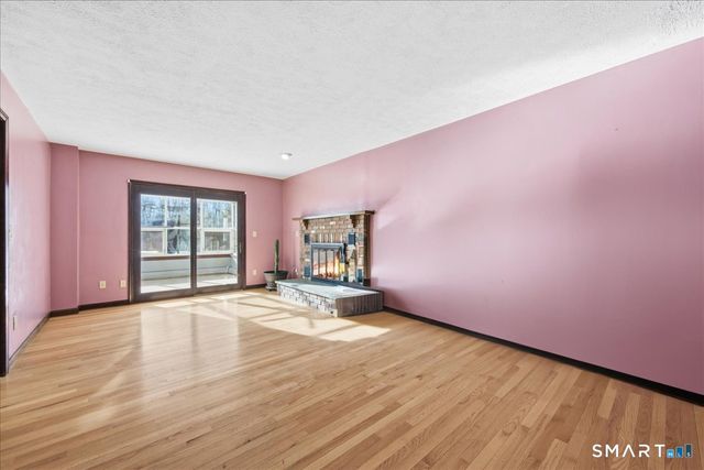 17 Inchcliffe Drive, Ledyard, CT 06335