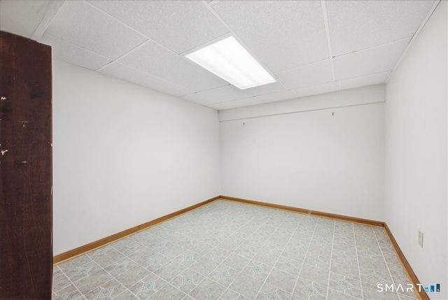 17 Inchcliffe Drive, Ledyard, CT 06335