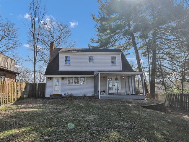 172 Crescent Hills Road, Penn Hills, PA 15235