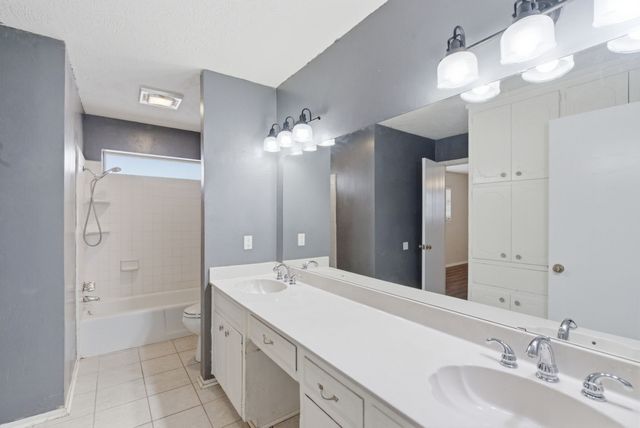 120 Timberlake Drive, Azle, TX 76020