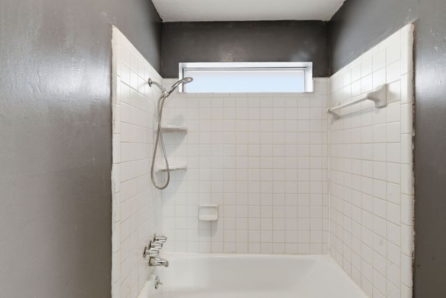 120 Timberlake Drive, Azle, TX 76020