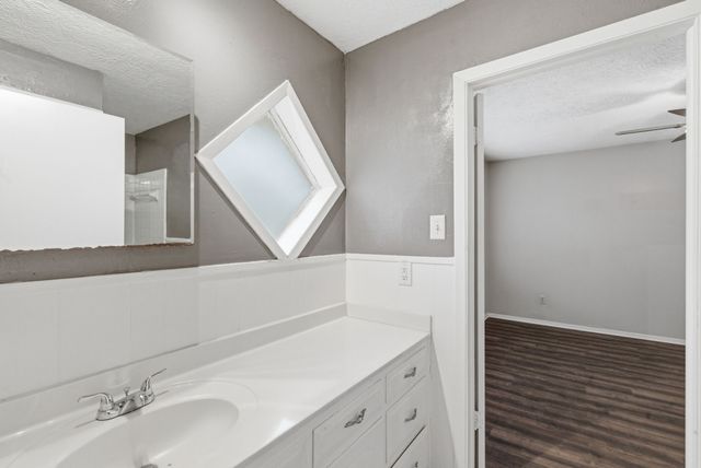 120 Timberlake Drive, Azle, TX 76020