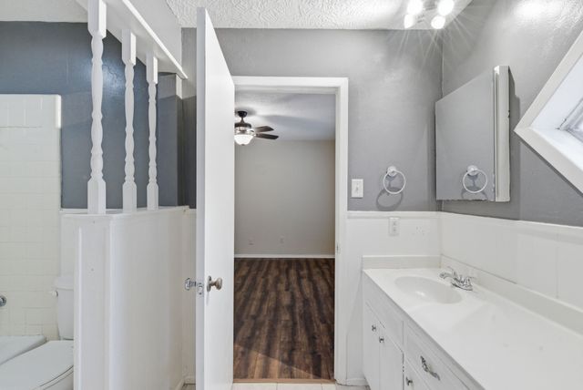 120 Timberlake Drive, Azle, TX 76020