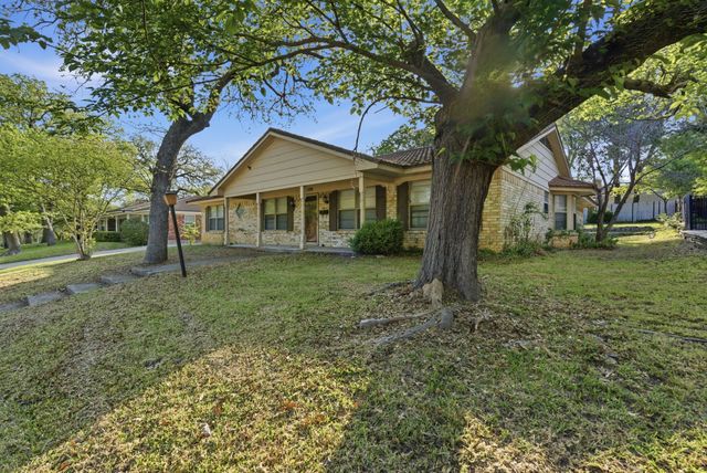 120 Timberlake Drive, Azle, TX 76020
