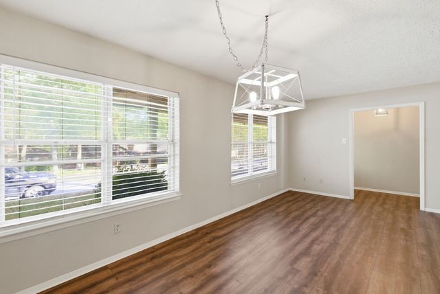 120 Timberlake Drive, Azle, TX 76020