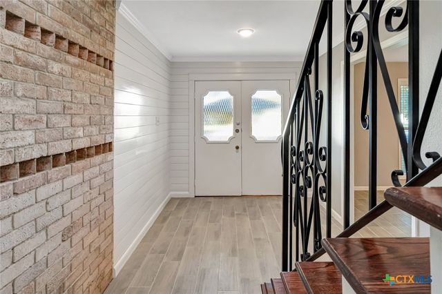 911 Westwood Street, Victoria, TX 77901