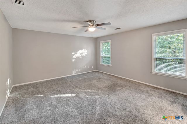 911 Westwood Street, Victoria, TX 77901