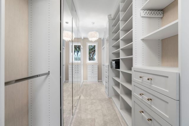 701 Furlong DR, Austin, TX 78746