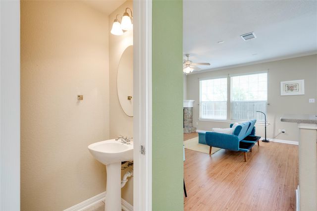 1101 E Parmer LN 315, Austin, TX 78753