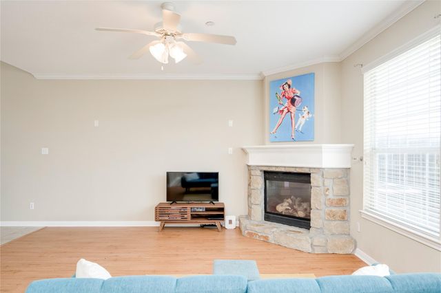 1101 E Parmer LN 315, Austin, TX 78753