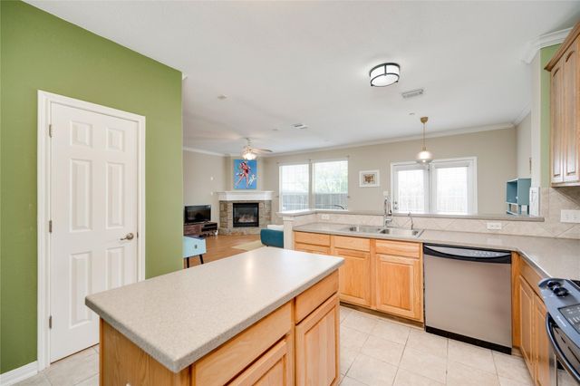 1101 E Parmer LN 315, Austin, TX 78753