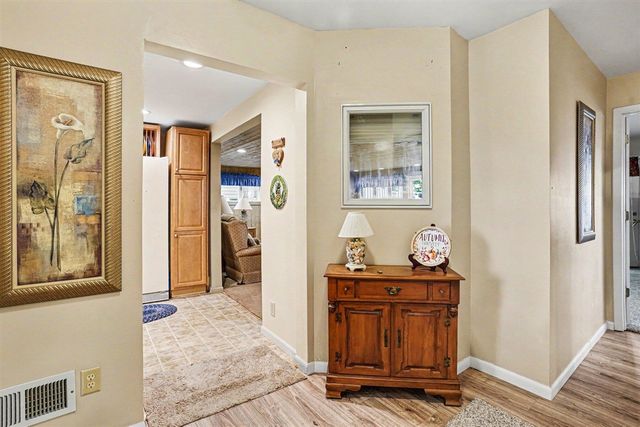 9525 Woodlawn Drive, Portage, MI 49002