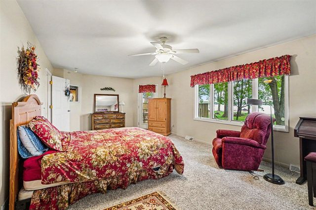 9525 Woodlawn Drive, Portage, MI 49002