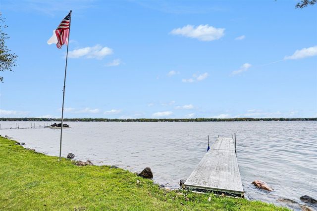 9525 Woodlawn Drive, Portage, MI 49002