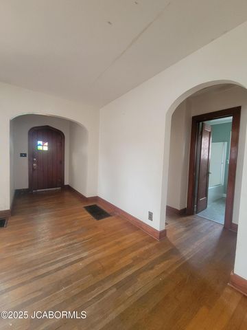 1202 BLUFF STREET, Fulton, MO 65251