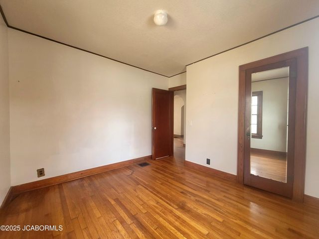 1202 BLUFF STREET, Fulton, MO 65251